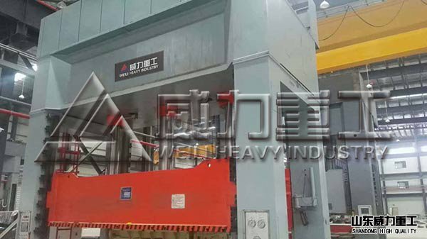 框架式油壓機(jī)車(chē)間現(xiàn)貨