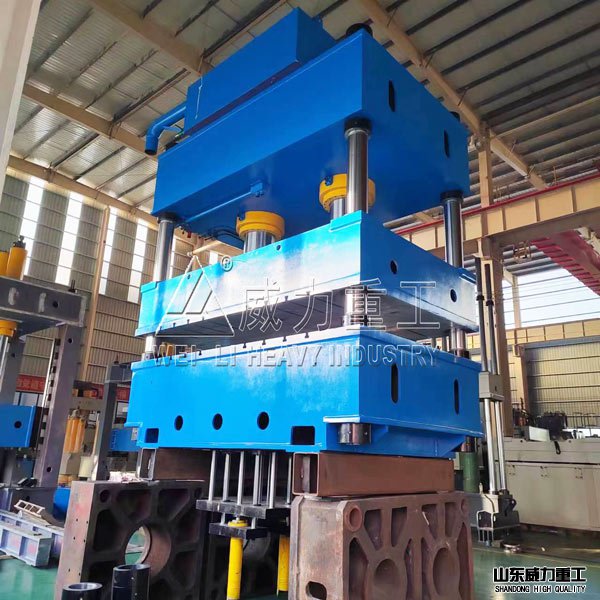 630噸校正整形火車門(mén)板油壓機(jī)