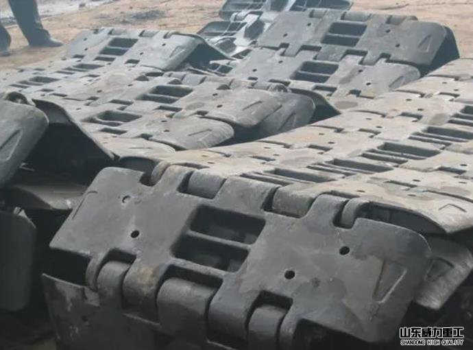 挖掘機(jī)履帶板